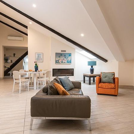 Les Maisons Napoli Eksteriør bilde