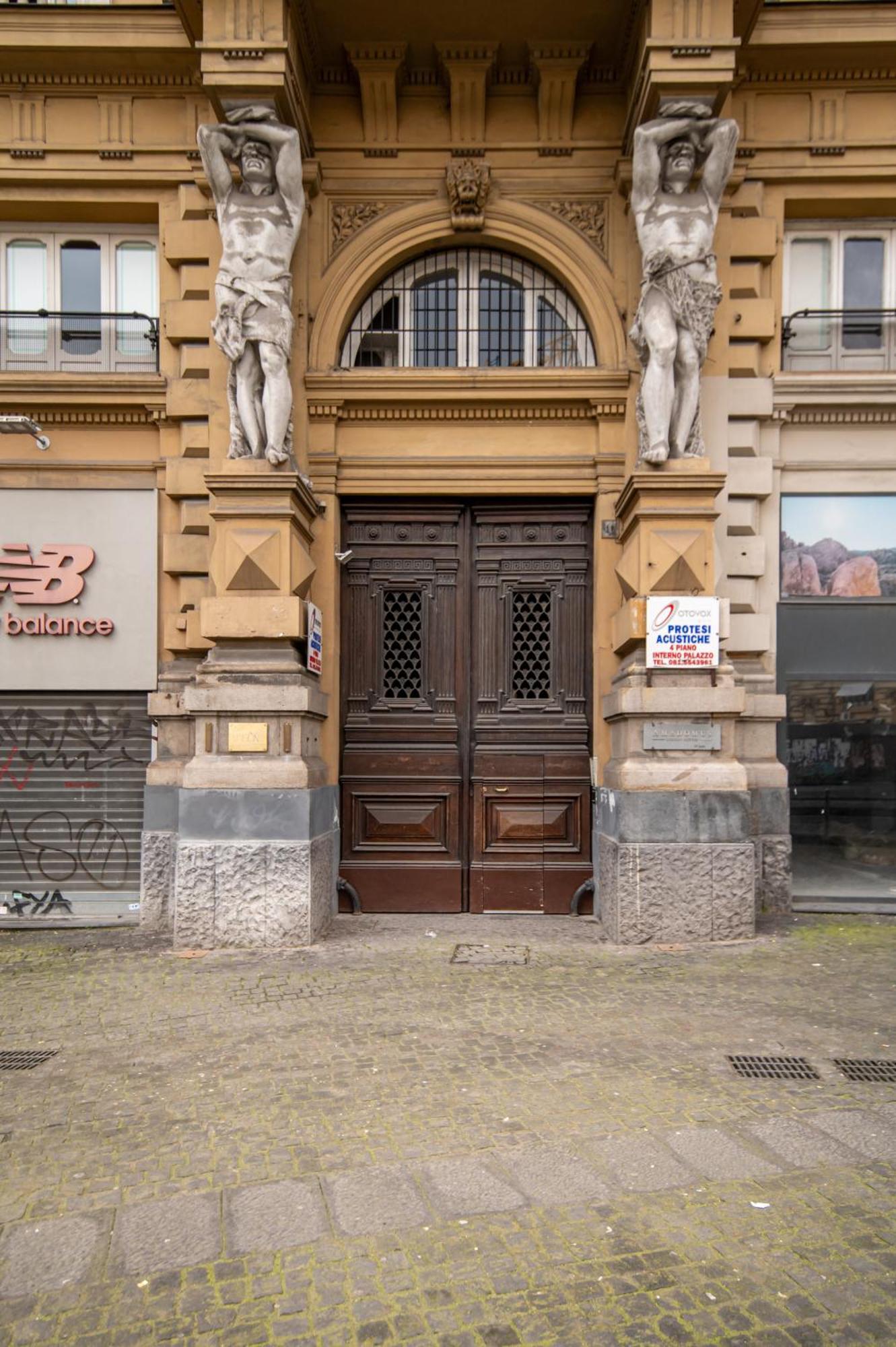 Les Maisons Napoli Eksteriør bilde